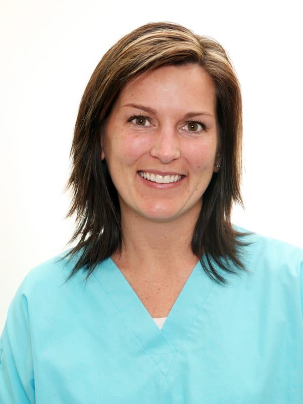 dentist woman 40s headshot